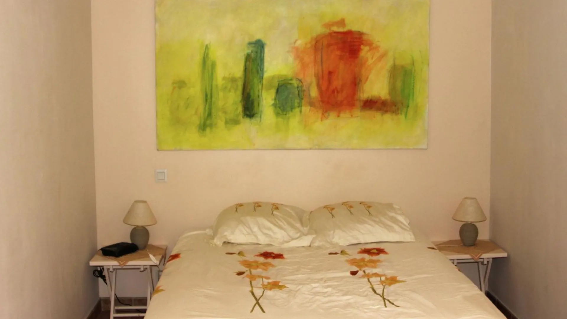 Lovely Cottage In Valr As With Swimming Pool Valreas France