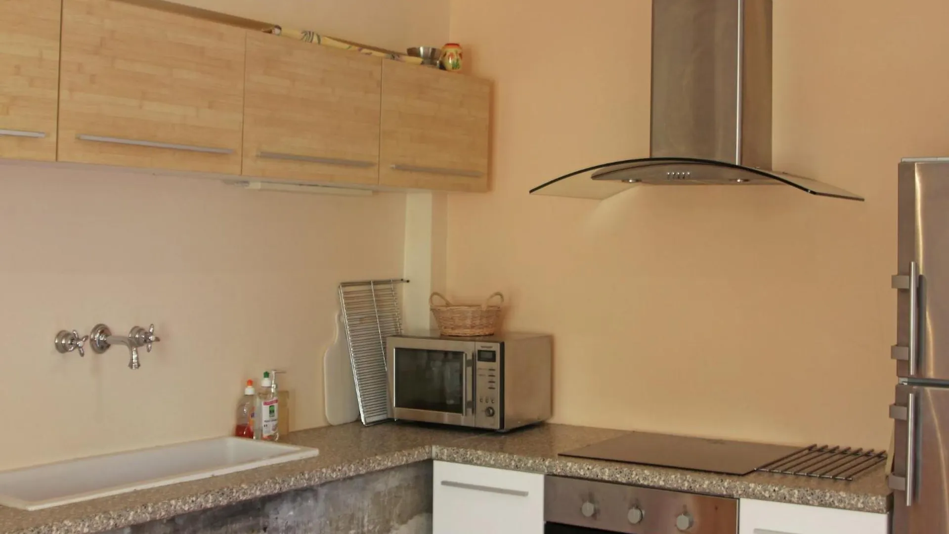 Lovely Cottage In Valr As With Swimming Pool Valréas フランス
