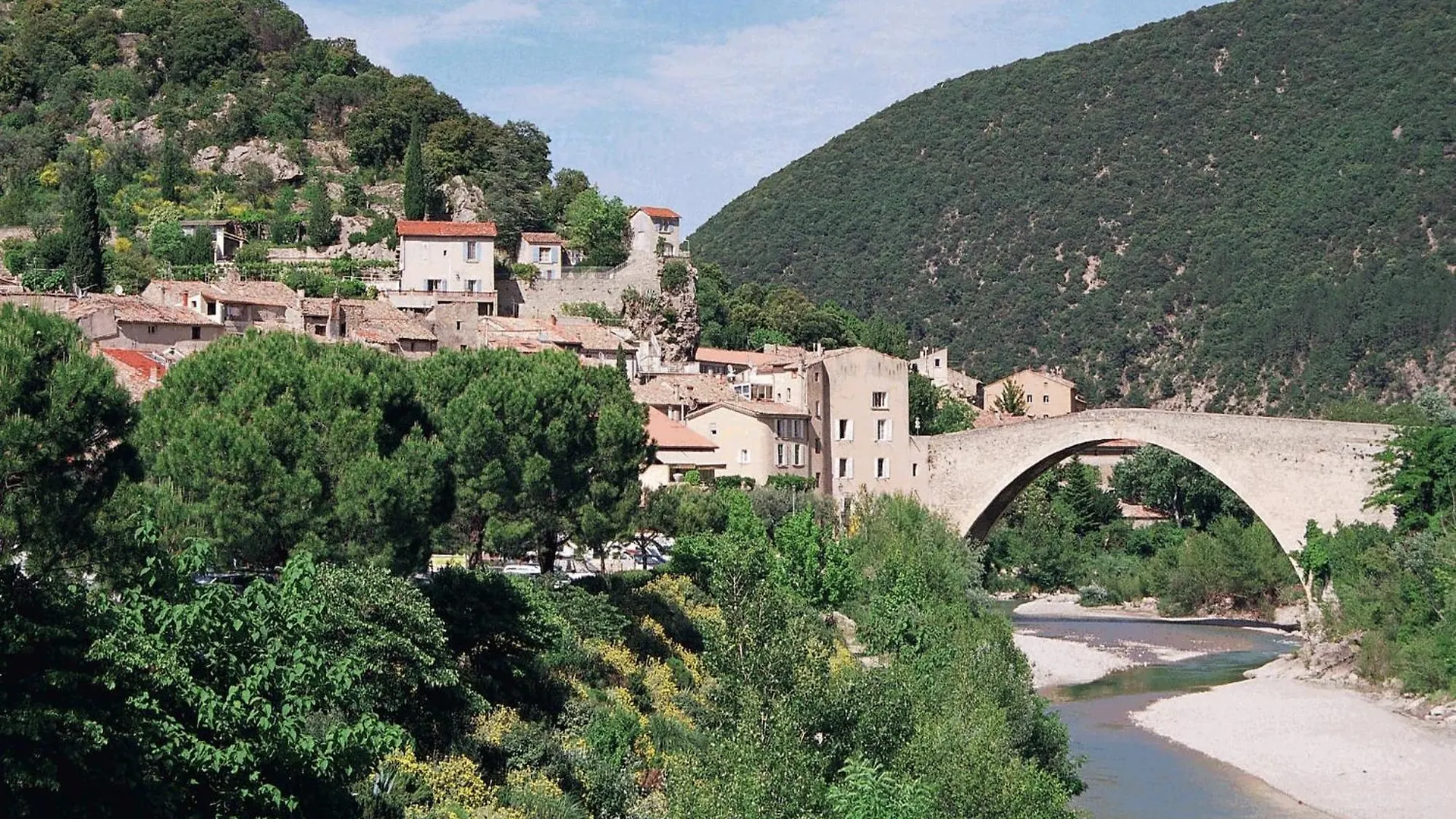 Lovely Cottage In Valr As With Swimming Pool Valréas フランス